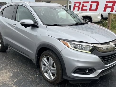 Used 2019 Honda HR-V EX image 2