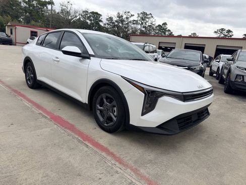Used 2025 Kia K4 FWD image 37