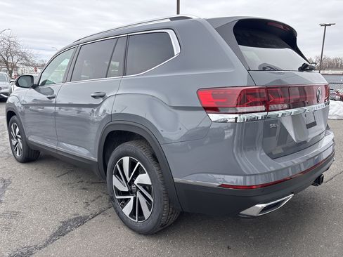 New 2026 Volkswagen Atlas SEL image 4