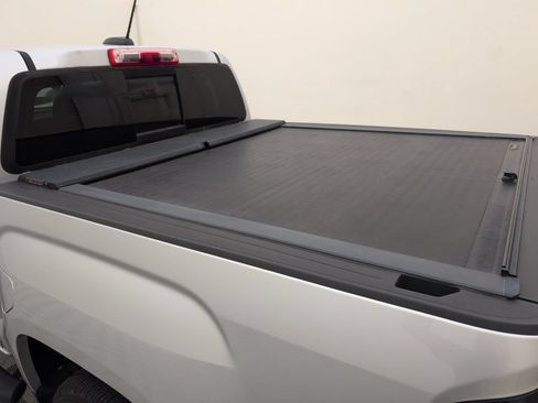 Used 2019 GMC Canyon SLT w/ Driver Alert Package RWD image 42