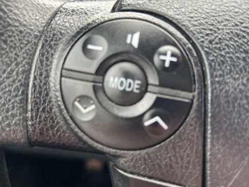 Used 2013 Toyota Tundra 2WD CrewMax w/ Tow Pkg image 16