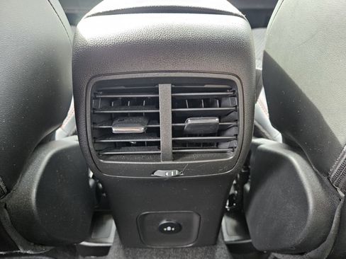 Used 2025 Ford Escape ST-Line image 11