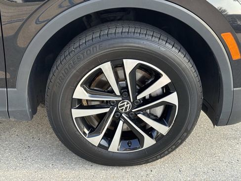Used 2024 Volkswagen Tiguan S image 4