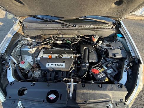 Used 2004 Honda CR-V LX image 19