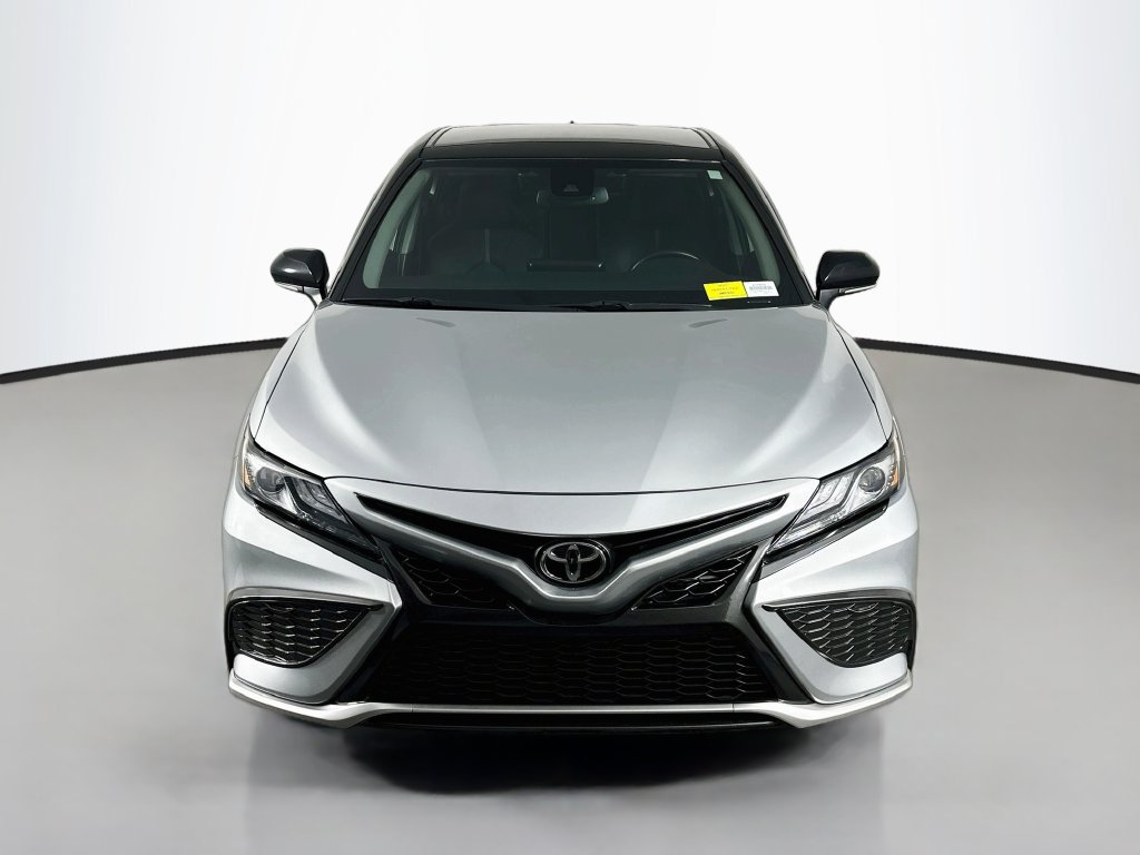 Used 2021 Toyota Camry XSE FWD image 2