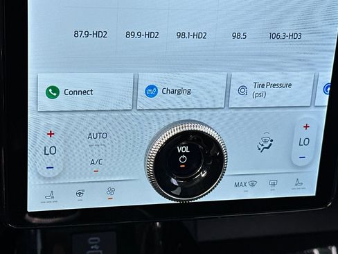 Used 2021 Ford Mustang Mach-E Premium image 26