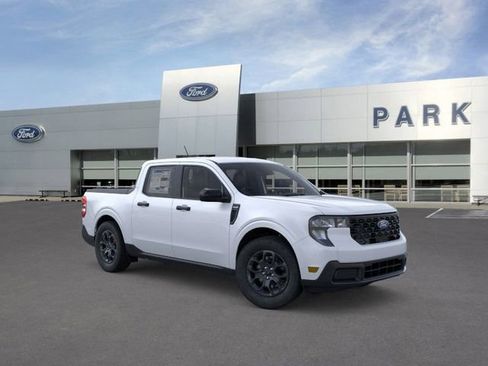 New 2025 Ford Maverick XLT w/ XLT Luxury Package image 7