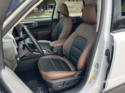 New 2026 Ford Bronco Sport Outer Banks w/ Outer Banks Tech Package+ AWD/4WD image 17