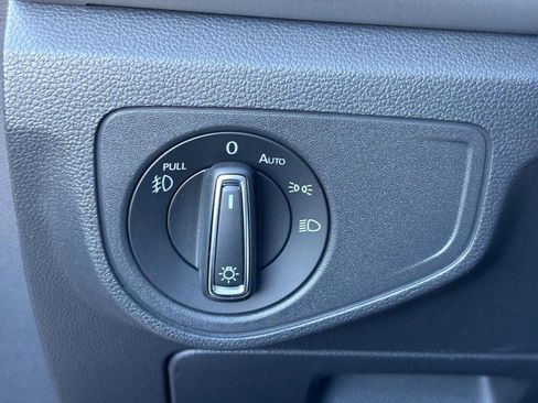 Used 2019 Volkswagen Atlas SEL image 18