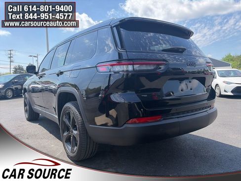 Used 2022 Jeep Grand Cherokee L Limited w/ Black Appearance Package AWD/4WD image 9