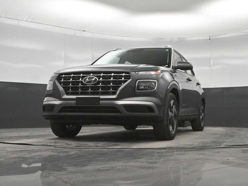 New 2026 Hyundai Venue SEL FWD image 33