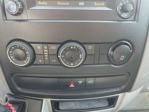 Used 2016 Mercedes-Benz Sprinter 3500 image 13