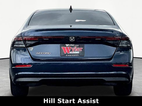 Used 2025 Honda Accord SE image 5