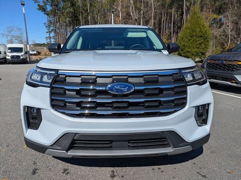New 2026 Ford Explorer Active w/ Active Comfort Package image 9