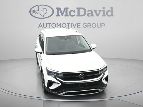 Used 2023 Volkswagen Taos SE FWD image 33