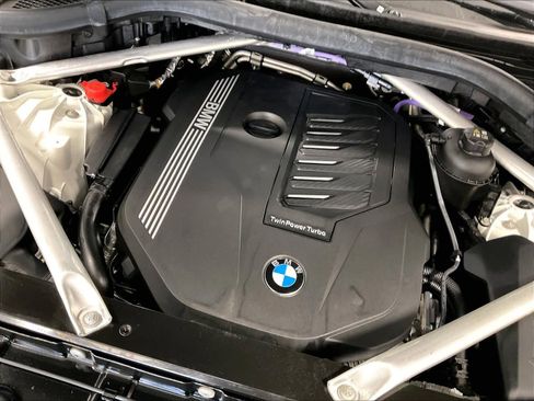 Used 2023 BMW X5 xDrive40i w/ M Sport Package AWD/4WD image 36