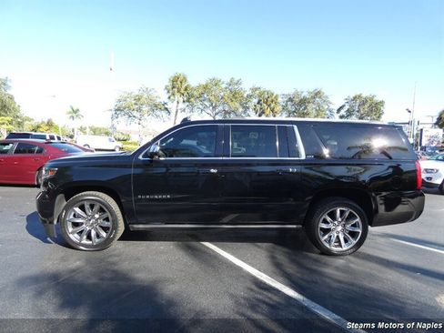 Used 2015 Chevrolet Suburban LTZ image 9