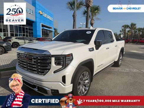 Used 2023 GMC Sierra 1500 Denali w/ Denali Reserve Package AWD/4WD image 1