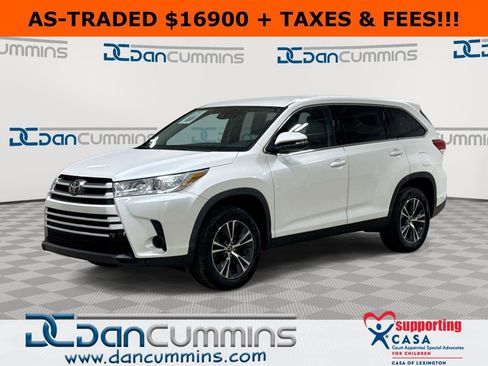 Used 2019 Toyota Highlander LE image 1