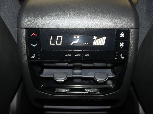 Certified 2022 Jeep Grand Cherokee L Limited AWD/4WD image 36