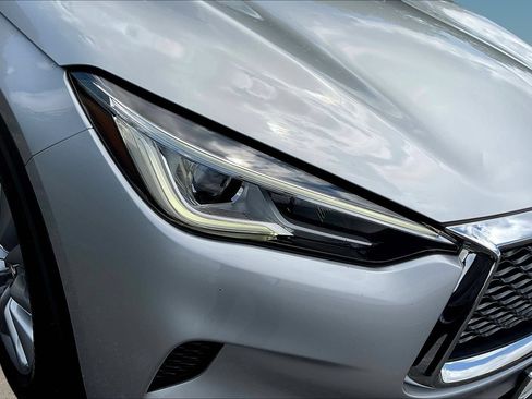 Certified 2020 INFINITI QX50 Luxe w/ Navigation Package FWD image 31