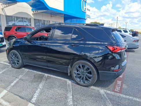 Used 2024 Chevrolet Equinox RS image 3