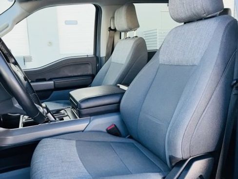 Used 2023 Ford F150 Lightning XLT image 13