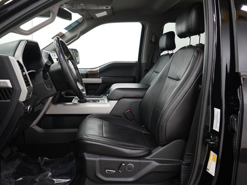 Used 2017 Ford F150 Lariat w/ Equipment Group 502A Luxury AWD/4WD image 26