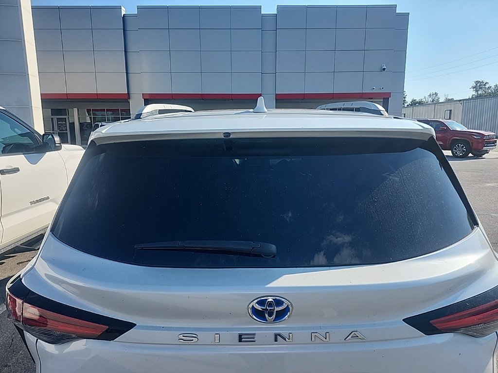 Used 2024 Toyota Sienna Platinum AWD/4WD image 20