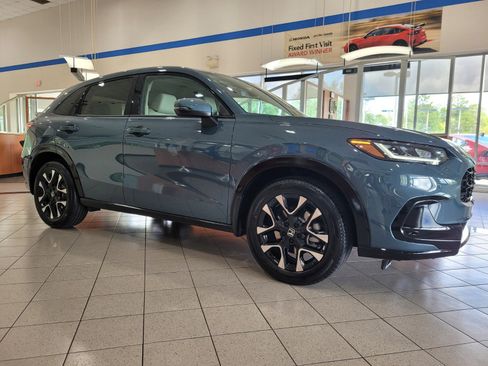 New 2026 Honda HR-V EX-L image 3