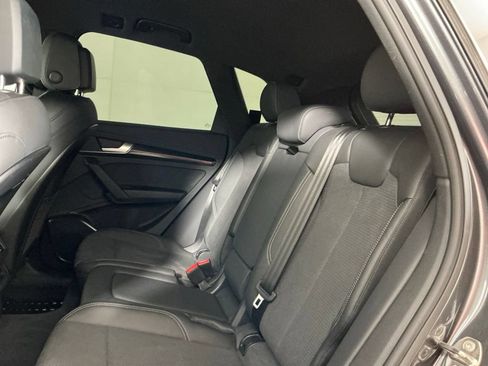 Used 2022 Audi SQ5 Premium AWD/4WD image 25
