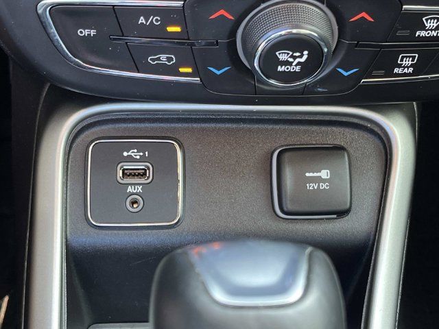 Used 2020 Jeep Compass Latitude FWD image 32