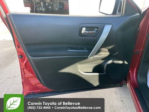 Used 2013 Nissan Rogue S image 10