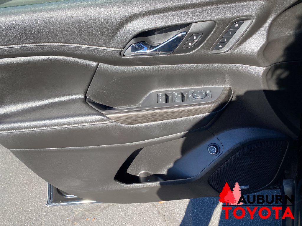 Used 2019 GMC Acadia SLT FWD image 9