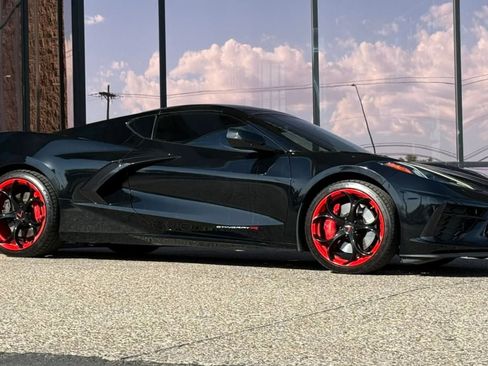 Used 2023 Chevrolet Corvette Stingray Preferred Cpe w/ Z51 Performance Package RWD image 16