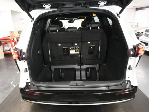 Used 2026 Toyota Sienna Platinum AWD/4WD image 24