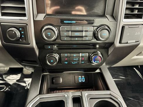 Used 2016 Ford F150 XLT w/ Equipment Group 302A Luxury AWD/4WD image 27