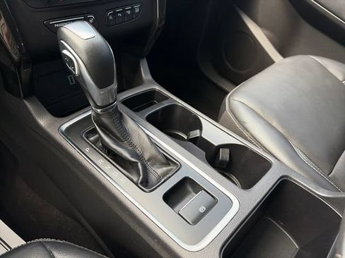 Used 2019 Ford Escape Titanium AWD/4WD image 27