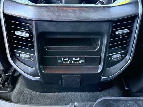 Used 2024 RAM 1500 Big Horn AWD/4WD image 11