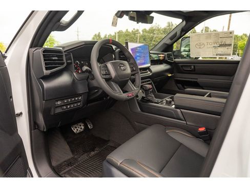 New 2026 Toyota Tundra Limited AWD/4WD image 11