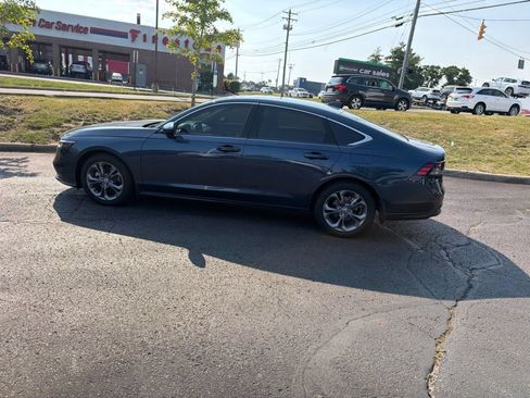 Used 2024 Honda Accord EX image 17