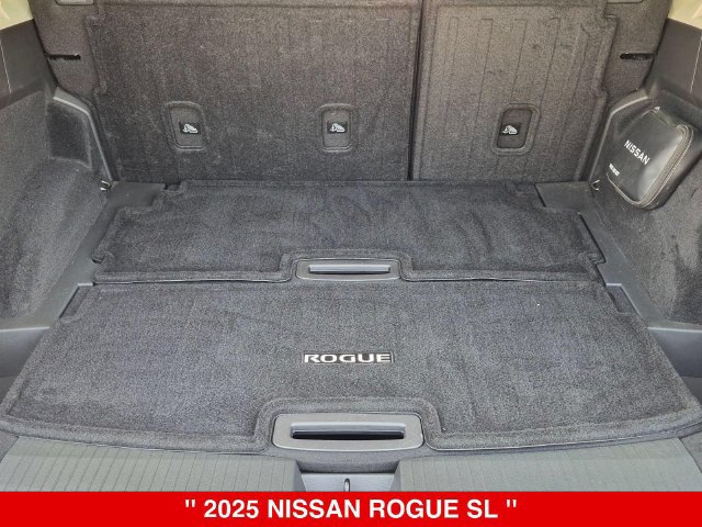 Certified 2025 Nissan Rogue SL AWD/4WD image 35