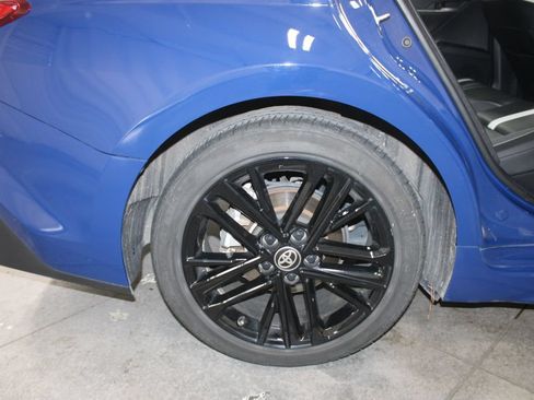 Used 2025 Toyota Camry SE FWD image 32