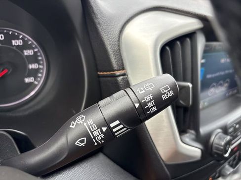 Used 2018 GMC Terrain SLT w/ Infotainment Package II image 21