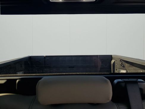 New 2026 GMC Hummer EV 2X image 25