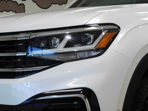 Used 2023 Volkswagen Atlas Cross Sport SEL Premium R-Line image 17