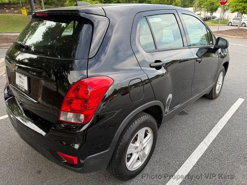 Used 2021 Chevrolet Trax LS AWD/4WD image 5