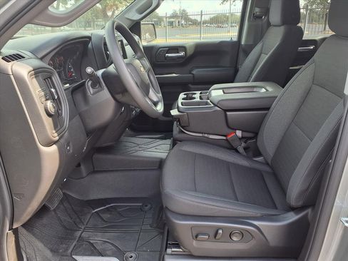 New 2026 Chevrolet Silverado 1500 Custom image 6