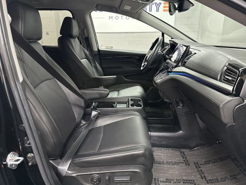 Used 2024 Honda Odyssey Touring image 21