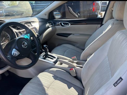 Used 2016 Nissan Sentra SV w/ Electronics Package FWD image 3